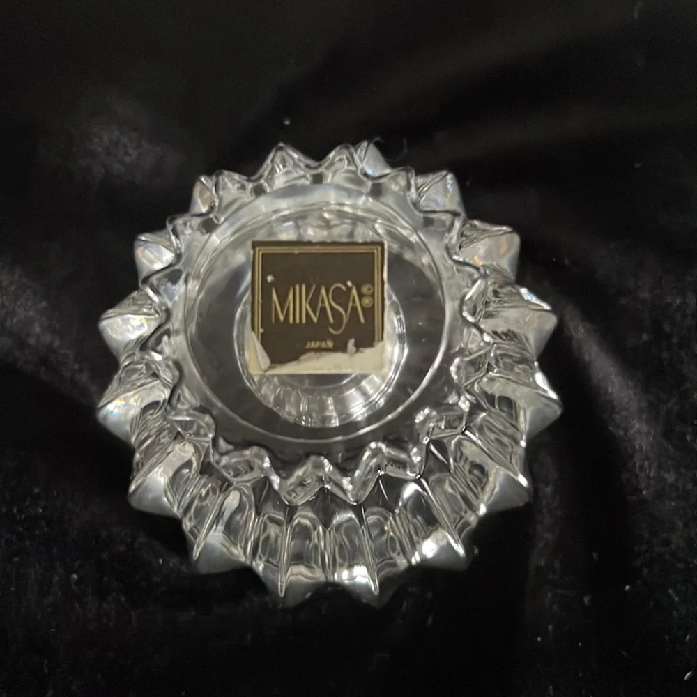 Pair of Mikasa candle holders - Picture 4 of 6